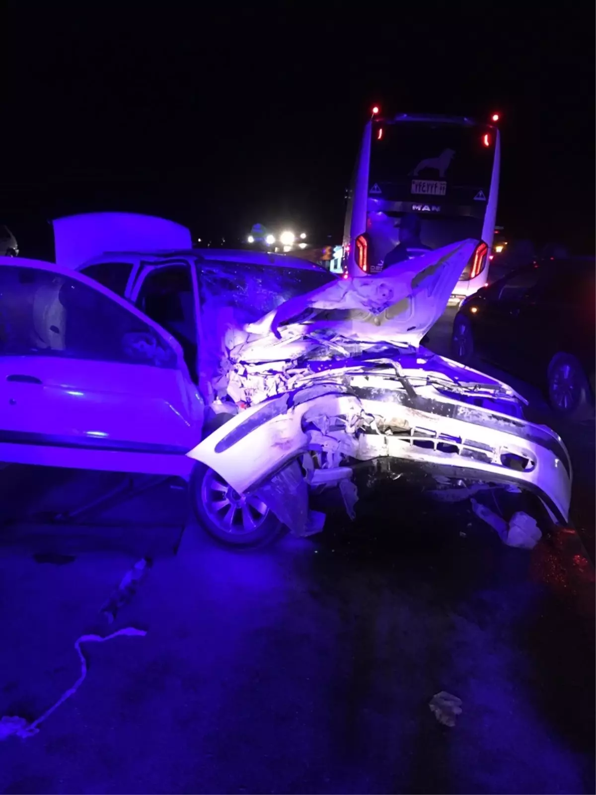 tosyada otomobil traktor carpismasi 1 olu 5 yarali 4f36Ivfr