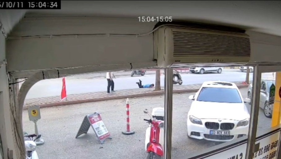 hem ters yonde ilerledi hem de cocuga carpip kacti 2dbEgur9.jpg