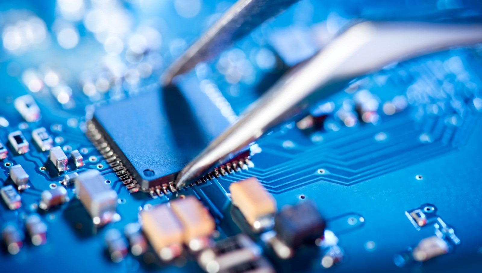 hollanda hukumeti cinli cip ureticisine el koydu DY5DtJRA.jpg