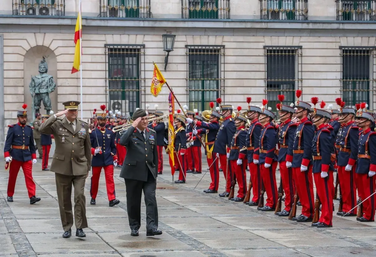 kara kuvvetleri komutani metin tokel ispanyayi ziyaret etti aKbsRyaw.jpg