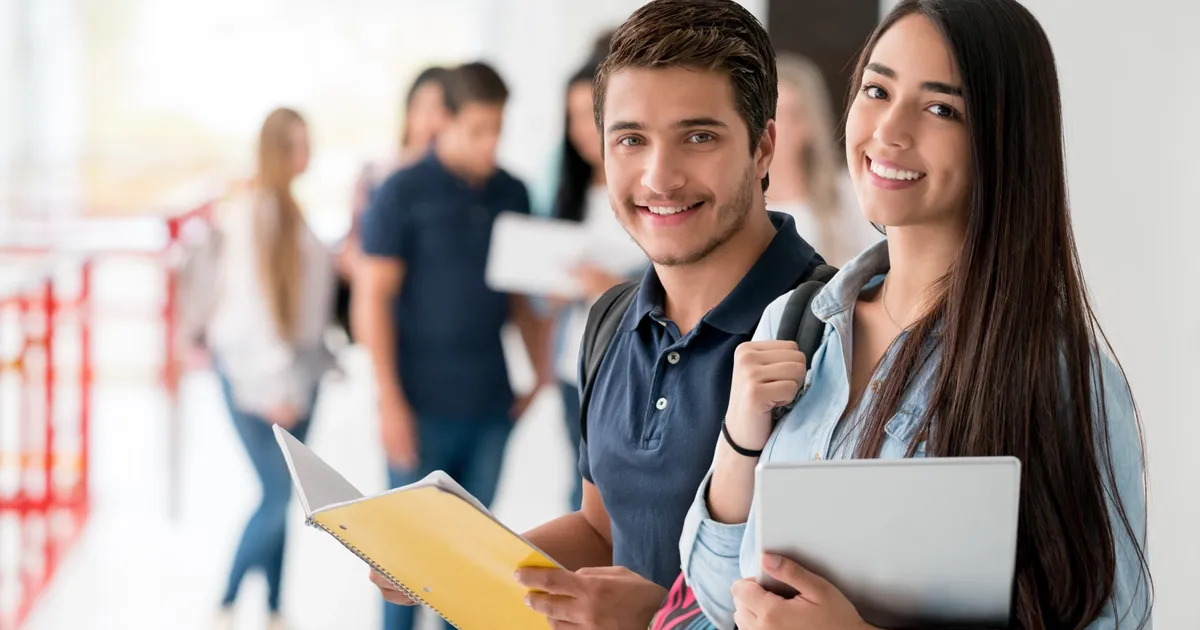 sabanci vakfindan universite ogrencilerine buyuk destek EzdbU9ma