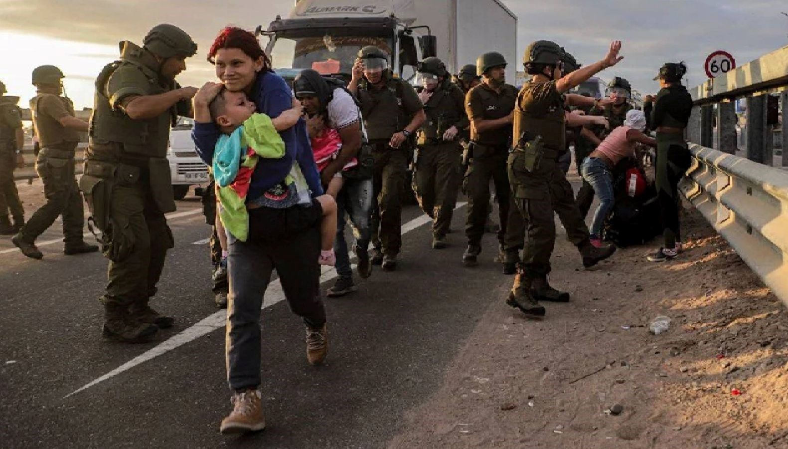 trumpin gocmen plani gonullu donus icin cocuklara 2 bin 500 dolar iGU6dK5c