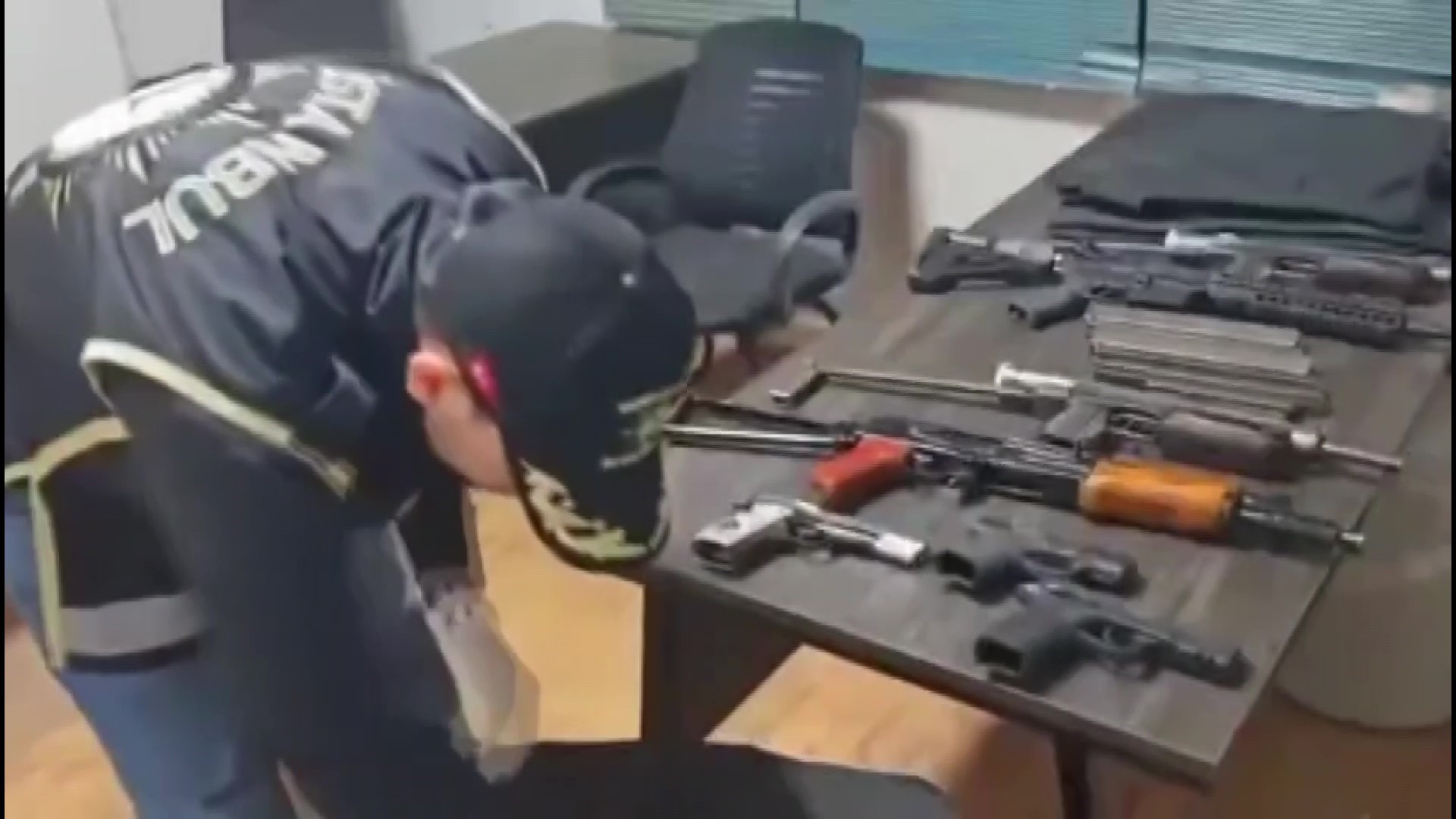 Bahçelievler’de suç örgütlerine operasyon: 8 gözaltı