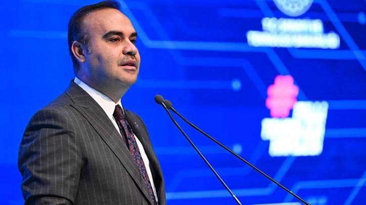 bakan kacir butce sunumunda acikladi 6 bin fabrikada 250 bin kisiye is MbNc3biU.jpg