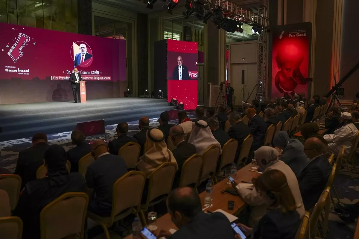 Uluslararası Gazze İnsani Yardım Zirvesi Başladı