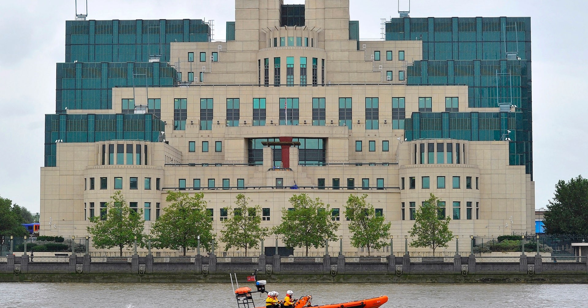 MI6’nın ilk kadın başkanı Metreweli: “Cephe hattı artık her yerde”