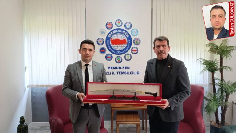 eski-tugvali-mudurden-yandas-sendikaya-kilic-hediyesi-2uGZhHzv