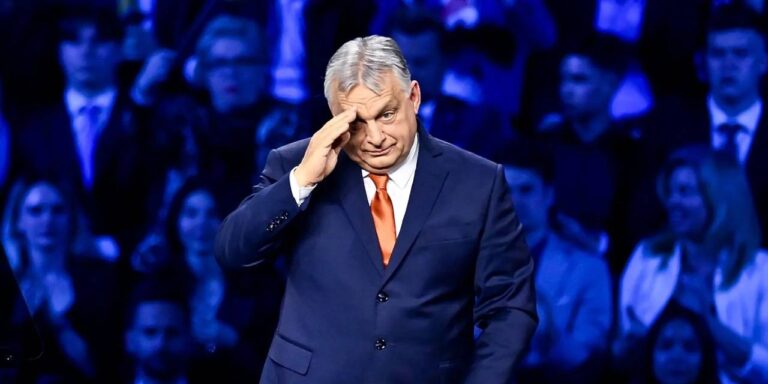orb-n-sonrasi-buyuk-panik-servetler-jetlerle-ulke-disina-tasiniyor-qlVK341M