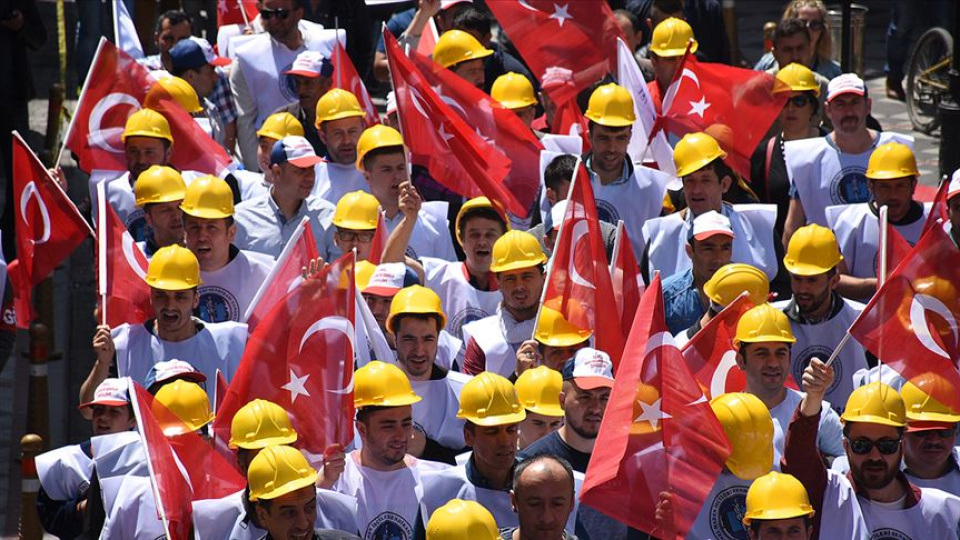 Ekonomi Yönetimi 1 Mayıs Emek ve Dayanışma Günü’nü Anladı