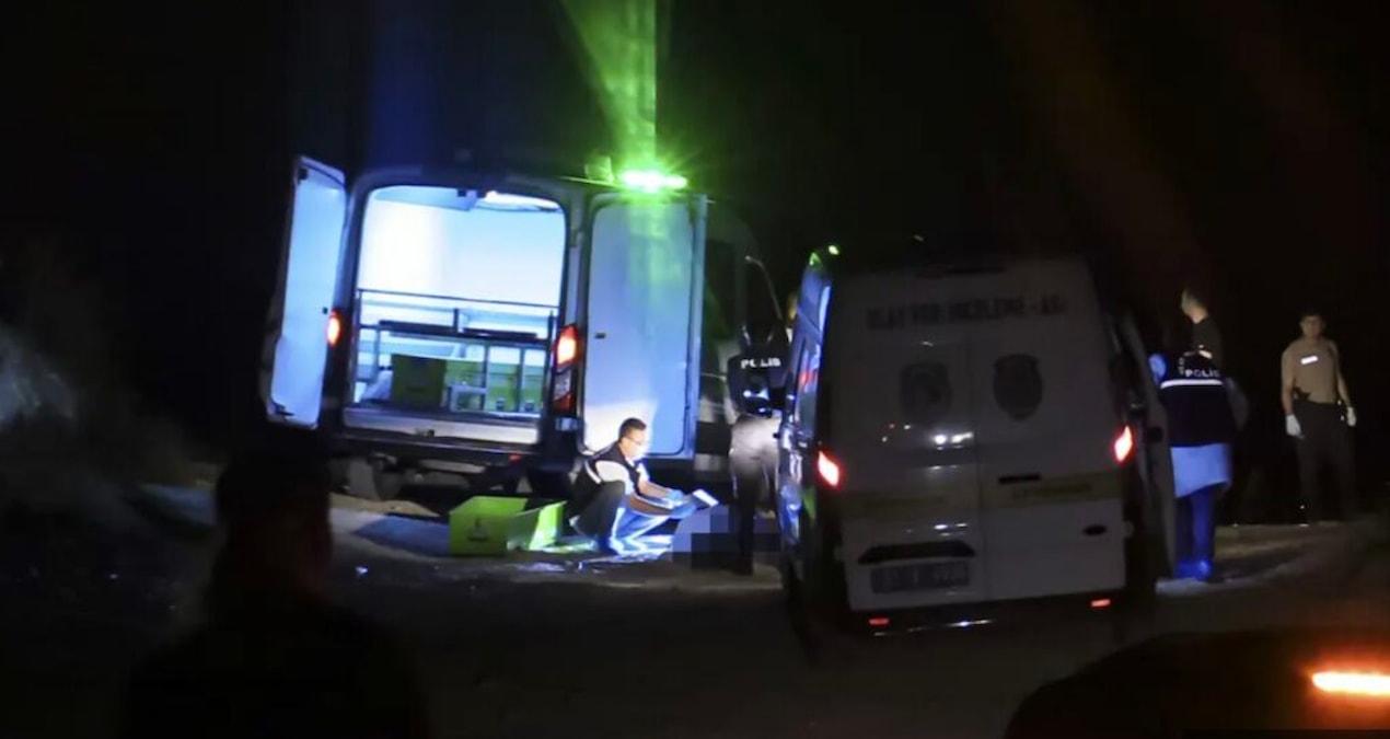 Seyir tepesinde iki erkek ile bir kadına infaz Haber gorseli