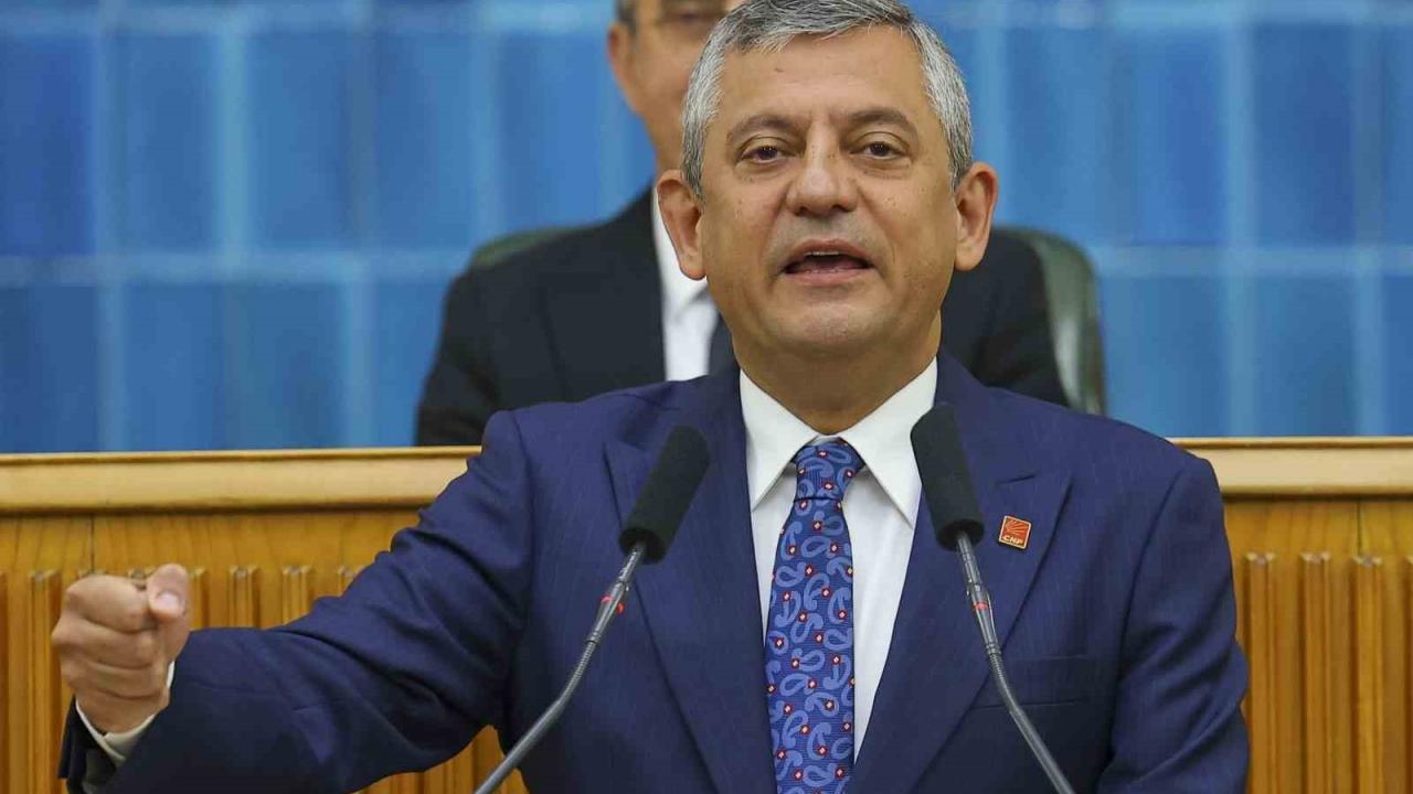 Özgür Özel’den yeni parti sinyali Img