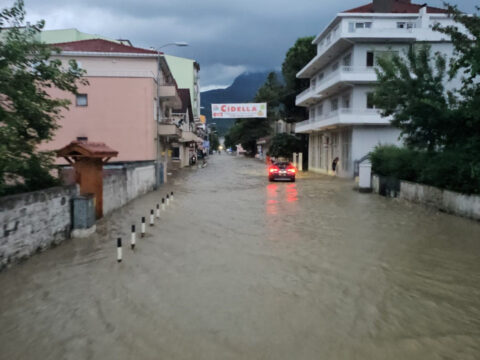Kastamonu cide sular altinda kaldi lwPdLH72